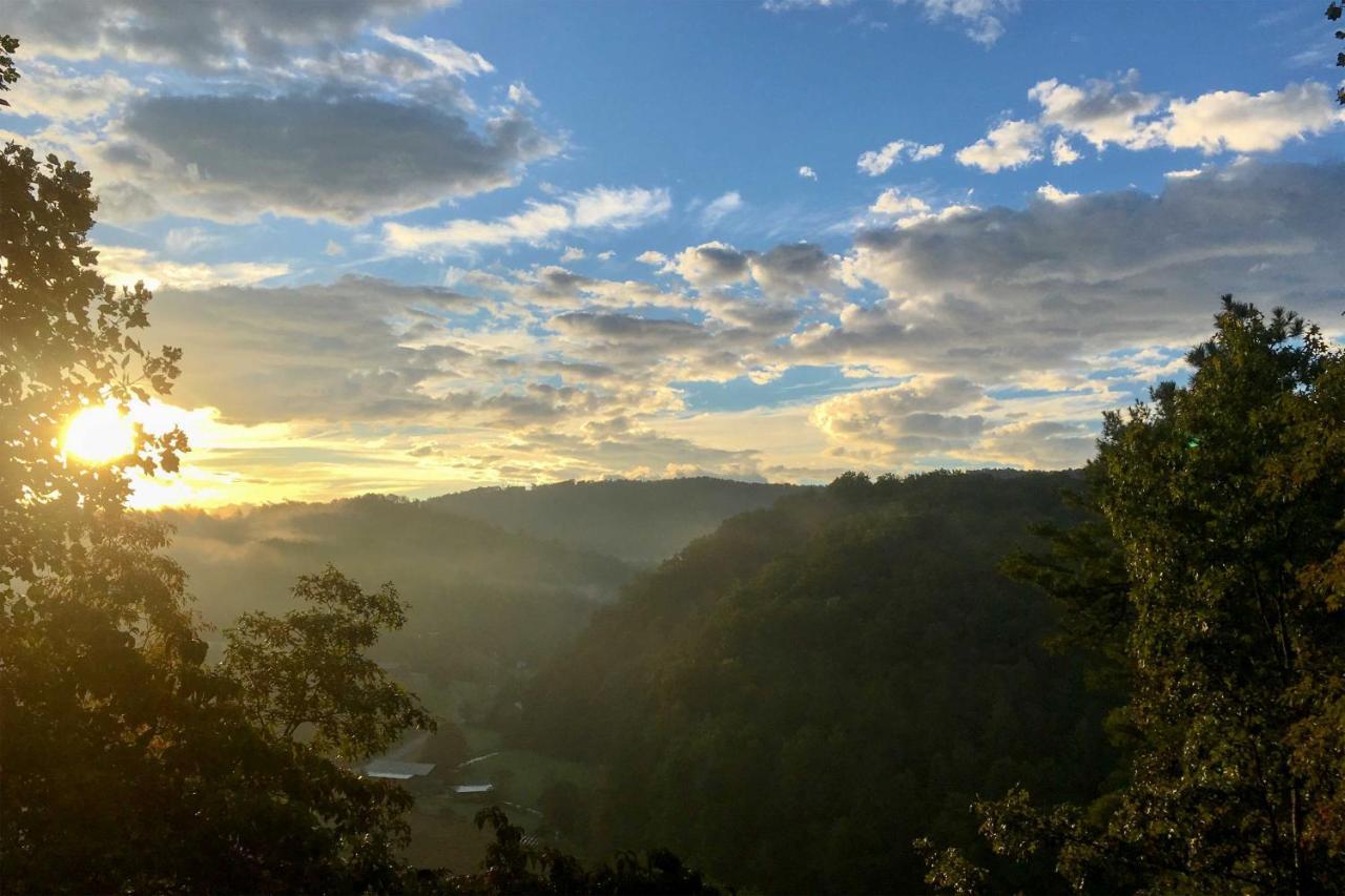 Pigeon Forge Scenic Solitude With Private Hot Tub! Ngoại thất bức ảnh